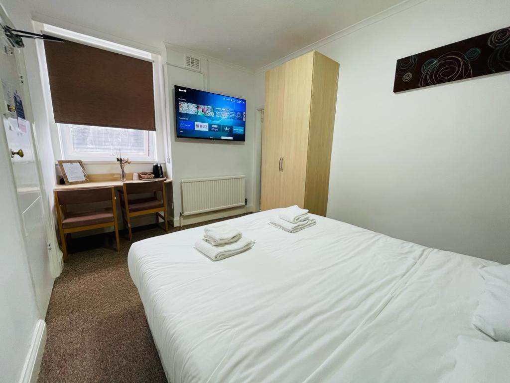 Star Hotel, South Leicester Zewnętrze zdjęcie
