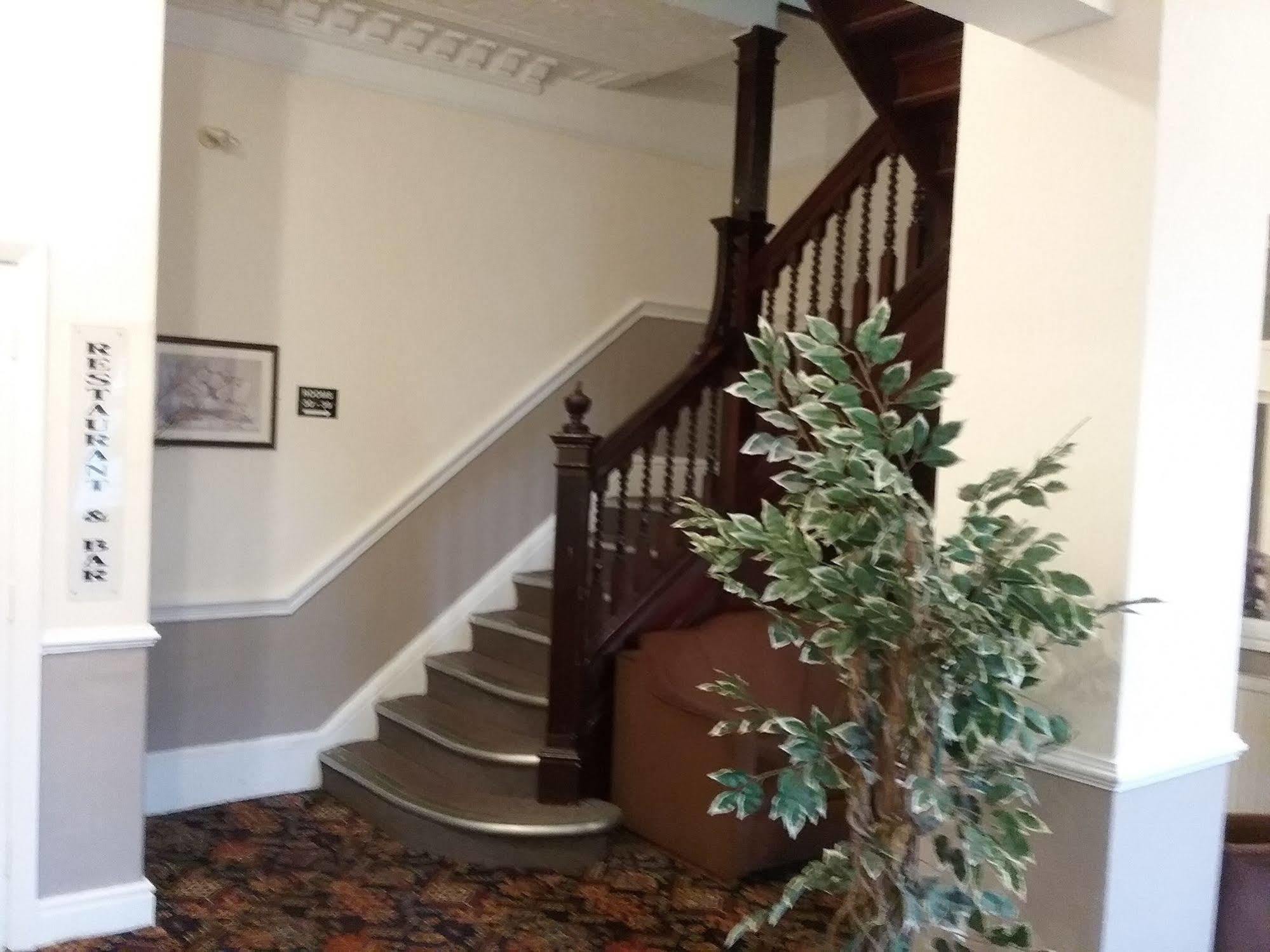 Star Hotel, South Leicester Zewnętrze zdjęcie